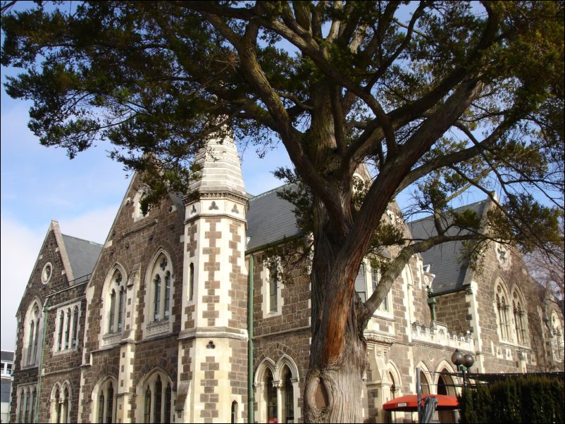 DSC01109_christchurch_artcentre